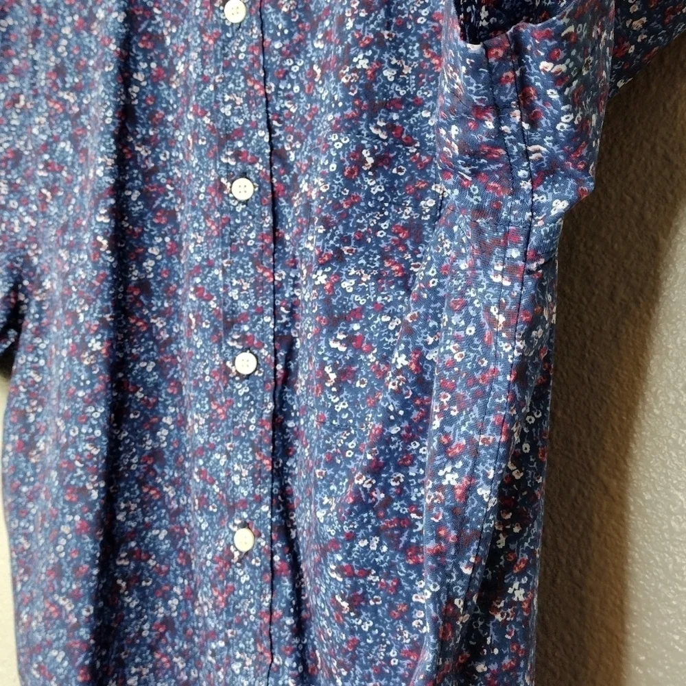 Banana Republic Slim Fit Short Sleeve Casual Button Down Shirt